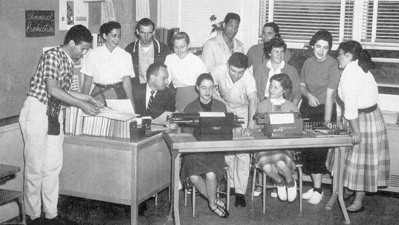 Chieftain Staff 1958.JPG (198256 bytes)