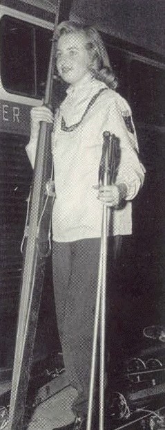 Ski2.JPG (71322 bytes)
